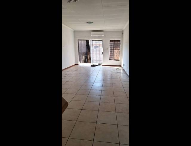 3 BEDROOM TOWNHOUSE FOR SALE IN THE ORCHARDS